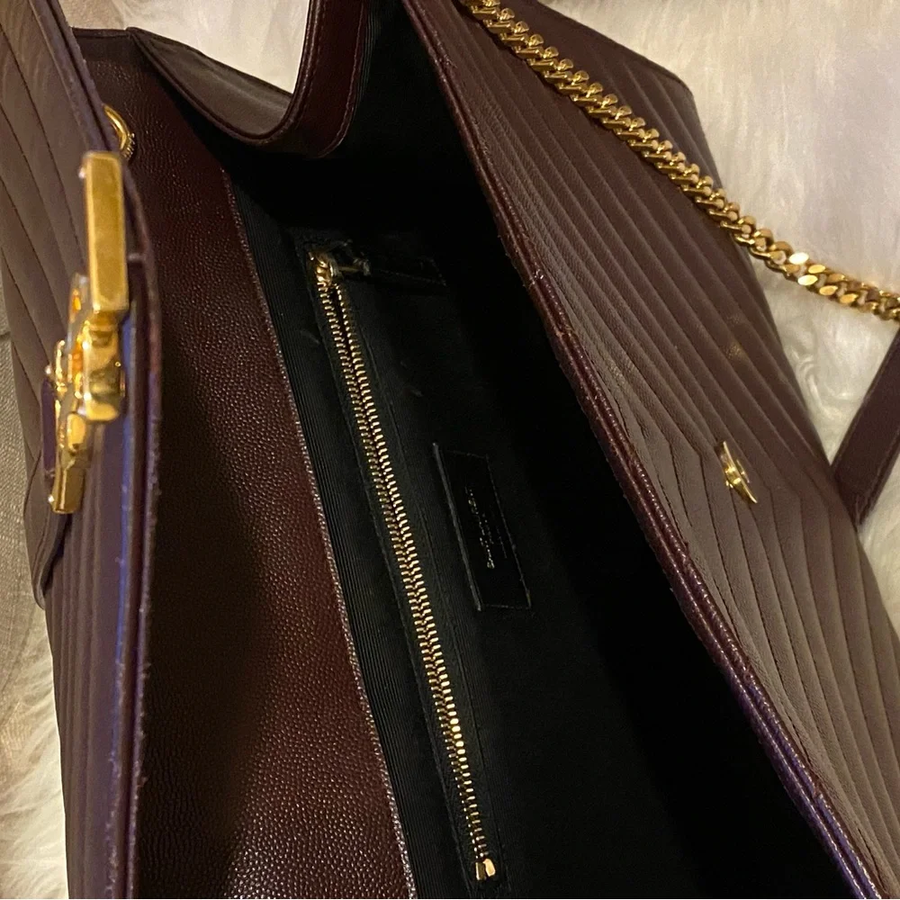 Yves Saint Laurent Wine Quilted Leather Shoulder Bag with Gold Chain - Picture 5 of 7
